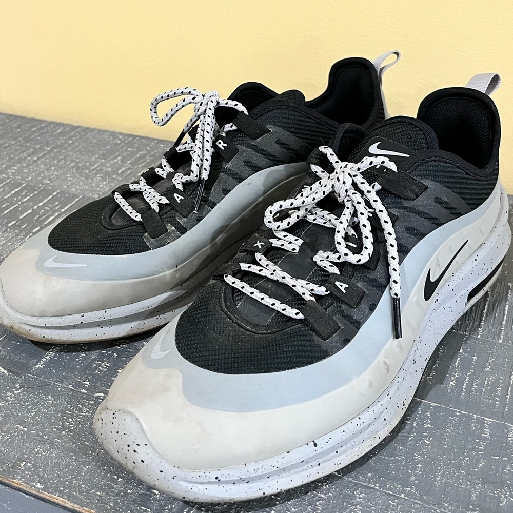 Nike Air Max Axis Premium Wolf Grey Sneaker AA2148-003